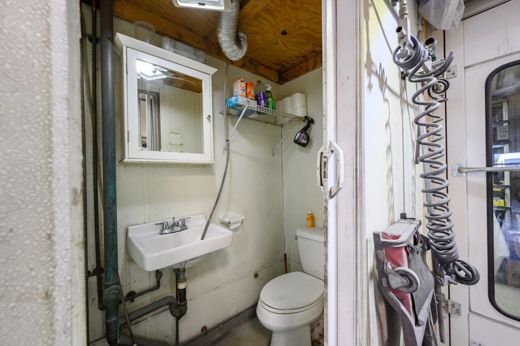 105-109 Water St, Quincy MA 02169 photo 12