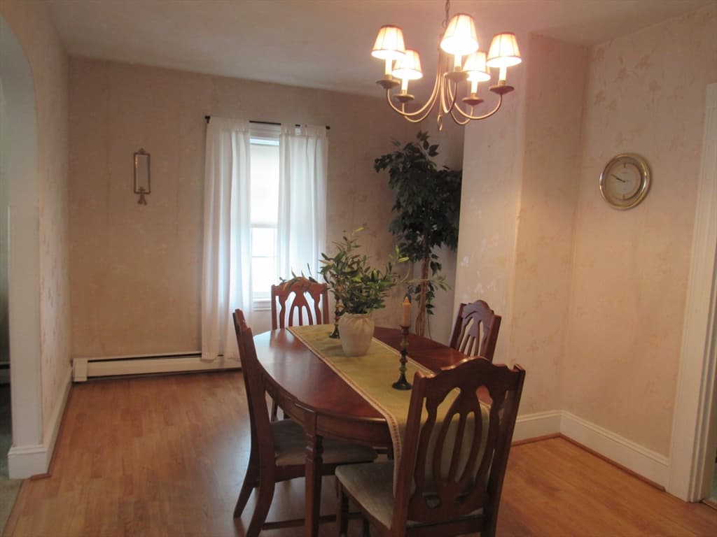 Single Family Residence at 260 Newbury Ave, Quincy MA 02171, photo 6 of 23