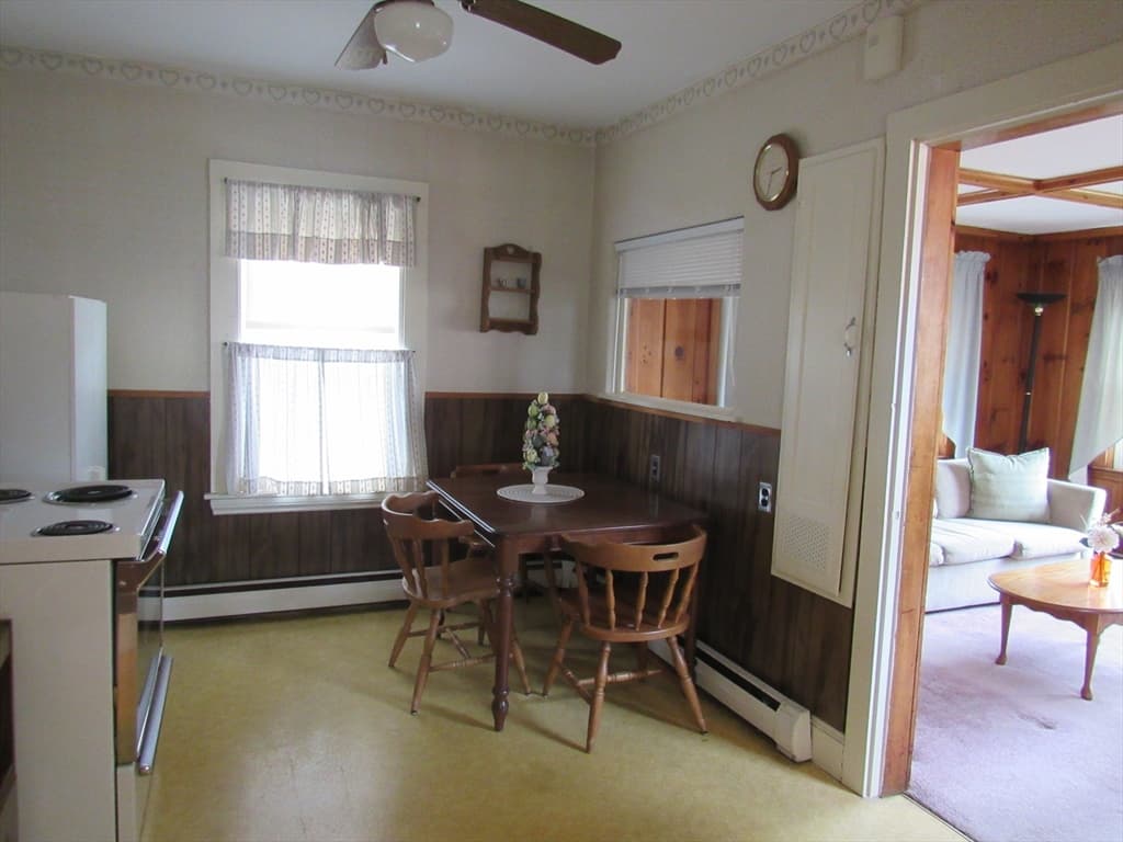 Single Family Residence at 260 Newbury Ave, Quincy MA 02171, photo 11 of 23