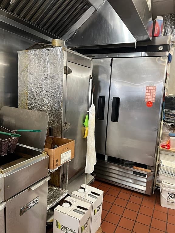 41 N Main St, Randolph MA 02368