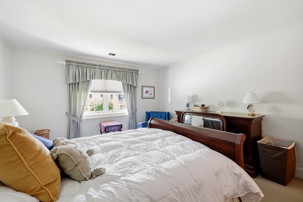 Condominium at 306 Country Side Rd # 306, Greenfield MA 01301, Greenfield, photo 14 of 24