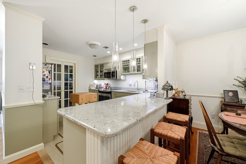 Condominium at 306 Country Side Rd # 306, Greenfield MA 01301, Greenfield, photo 4 of 24