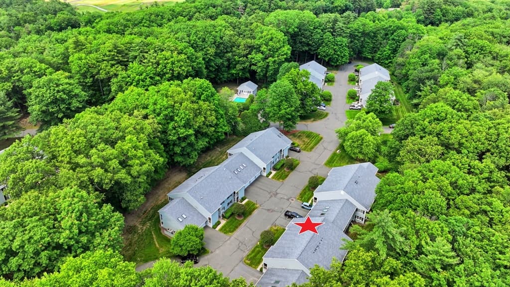 Condominium at 306 Country Side Rd # 306, Greenfield MA 01301, Greenfield, photo 21 of 24