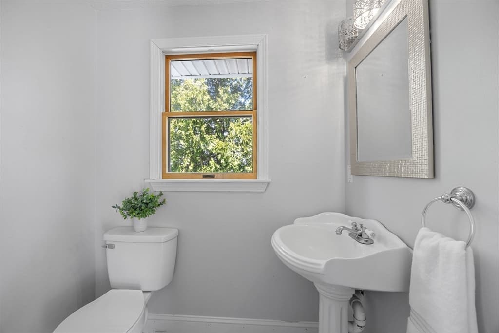 74 Grace Ct, Falmouth MA 02536 photo 15