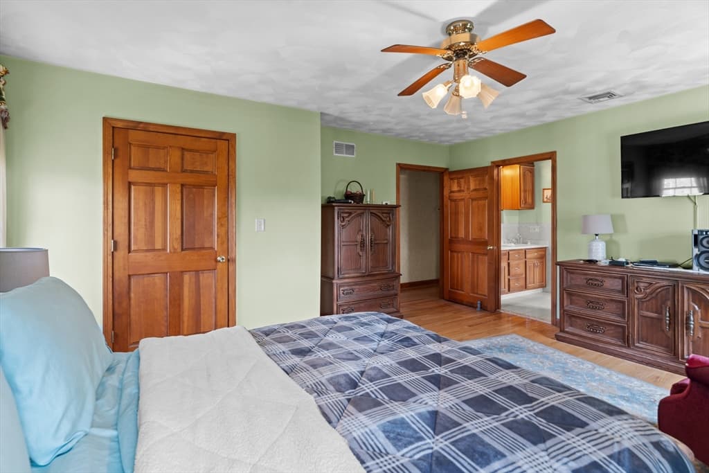 36 High St, Freetown MA 02702 photo 28