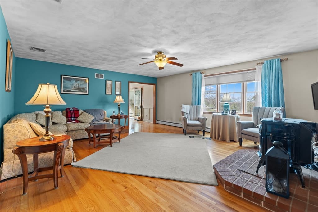 36 High St, Freetown MA 02702 photo 10