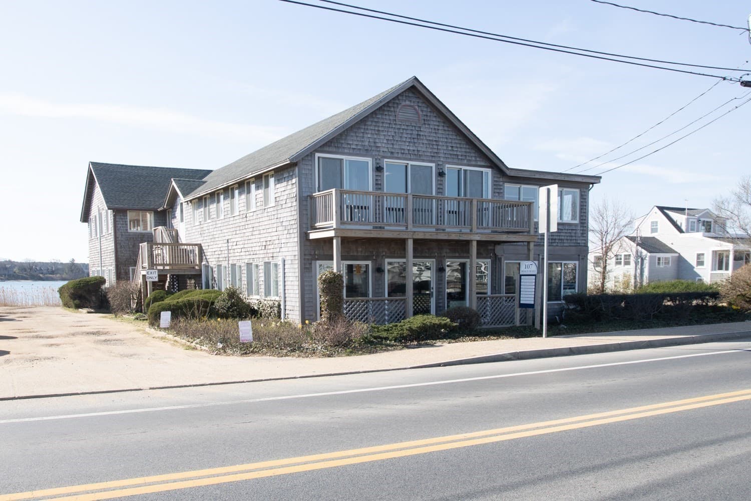 Commercial Sale at 107 Beach Rd # 101, Tisbury MA 02568, photo 3 of 20