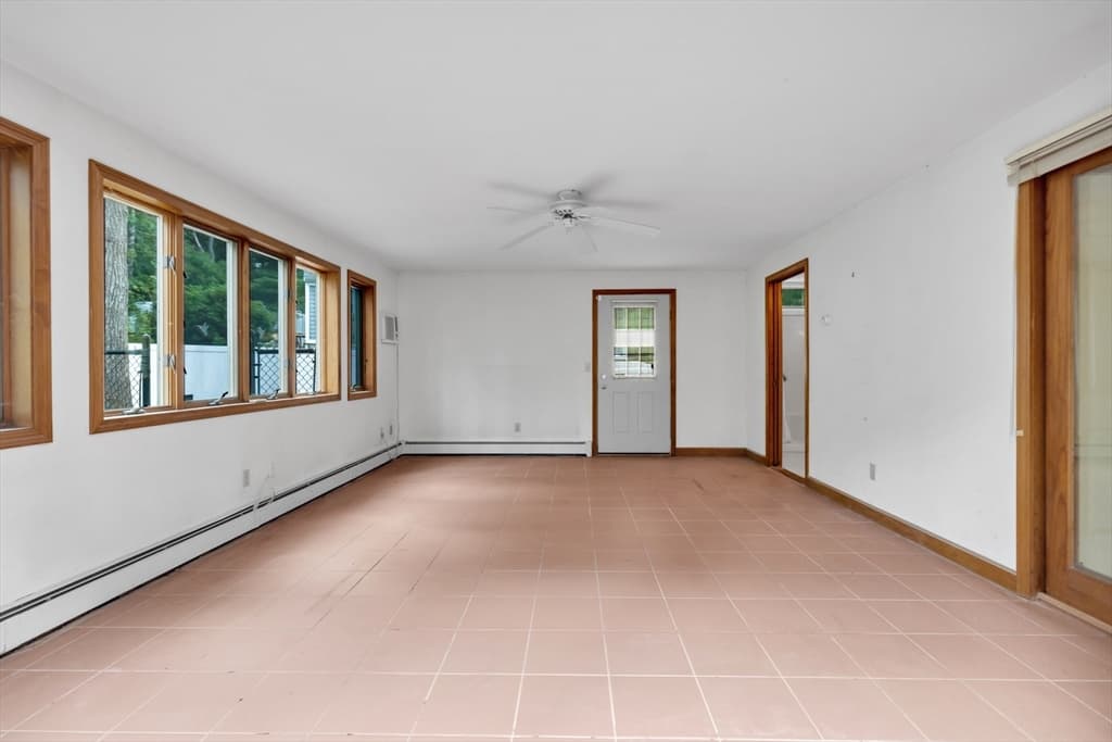 Single Family Residence at 23 Penny Royal Ln, Falmouth MA 02536, Falmouth, photo 18 of 42