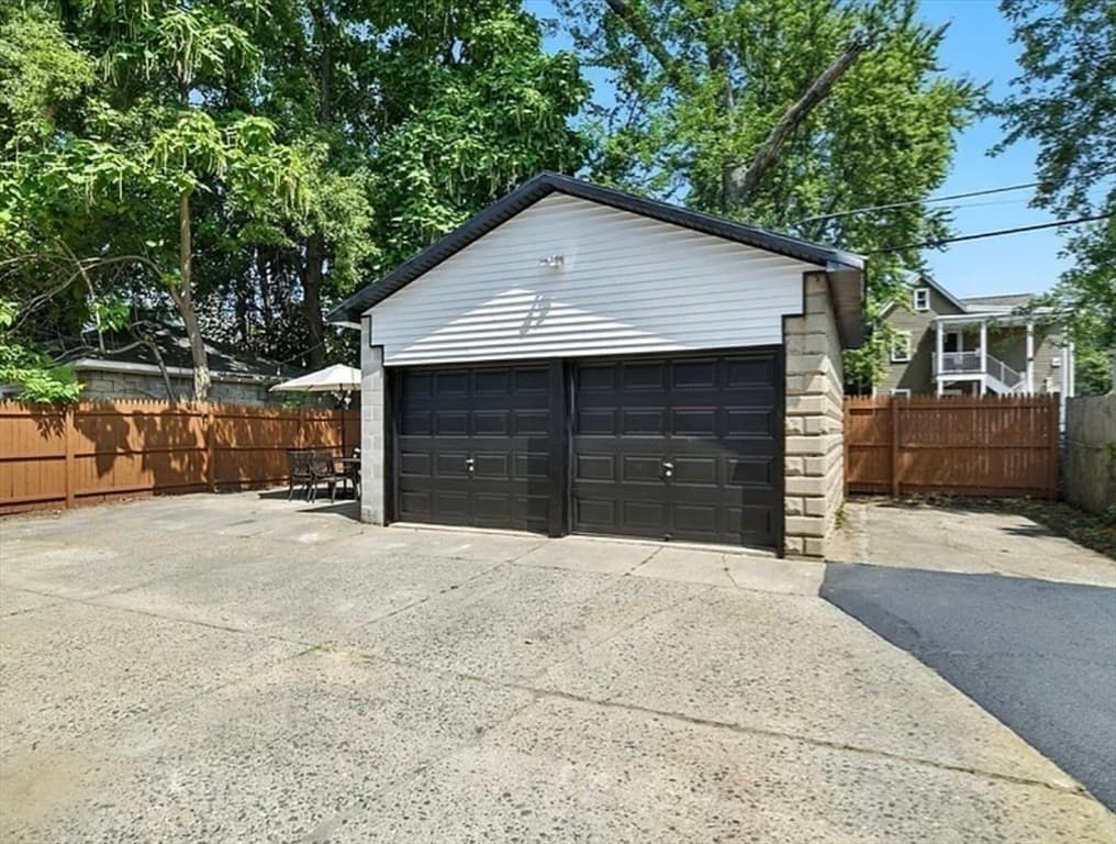 Single Family Residence at 25 Dawes St., Springfield MA 01109, Springfield, photo 10 of 10