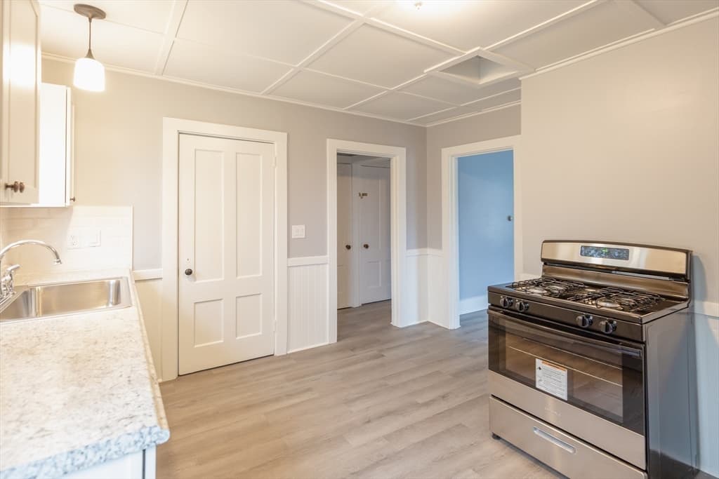 Single Family Residence at 235 Standish Ave, Plymouth MA 02360, photo 4 of 21