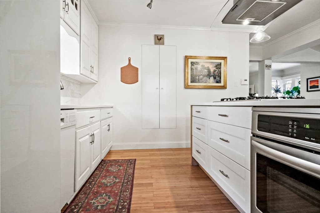 34 Everett Ave # 1, Somerville MA 02145 photo 16
