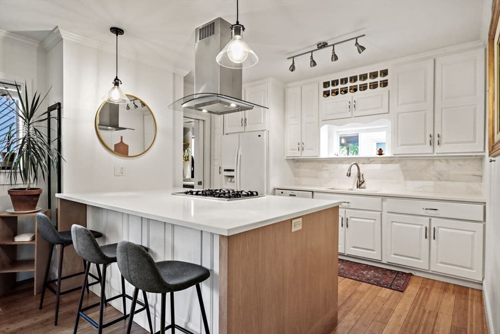 34 Everett Ave # 1, Somerville MA 02145