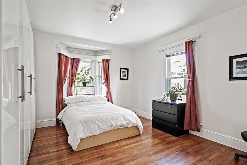 34 Everett Ave # 1, Somerville MA 02145 photo 10