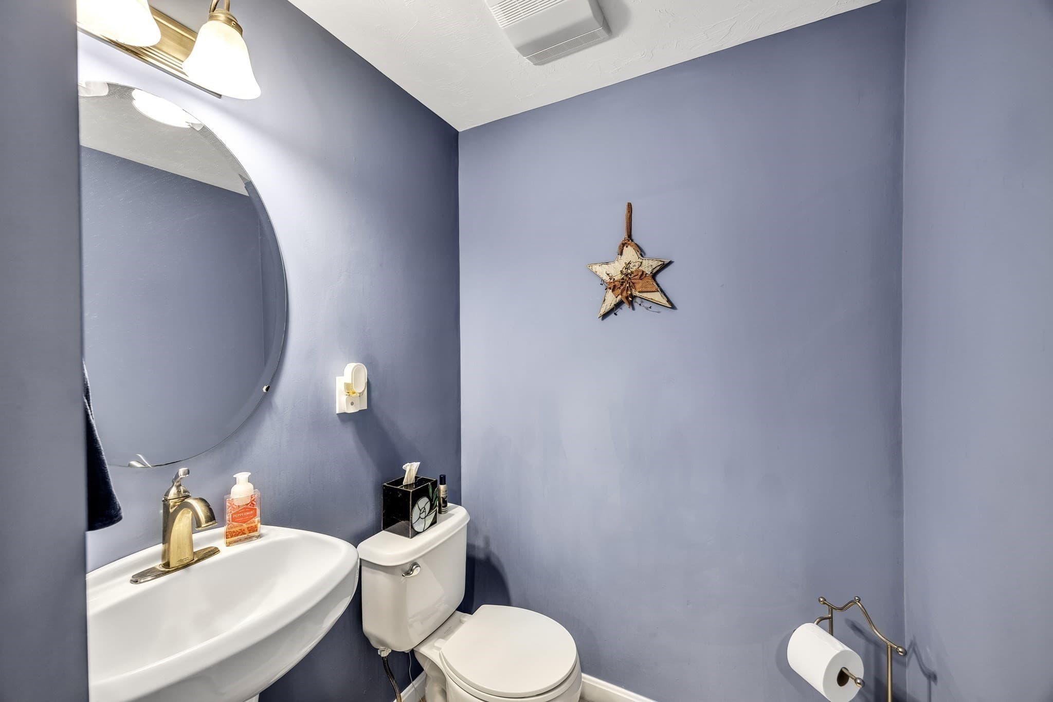 Condominium at 31 Captain Carlson # 31, West Bridgewater MA 02379, photo 21 of 37