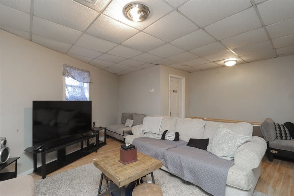 205 Elm St, Westfield MA 01085 photo 12