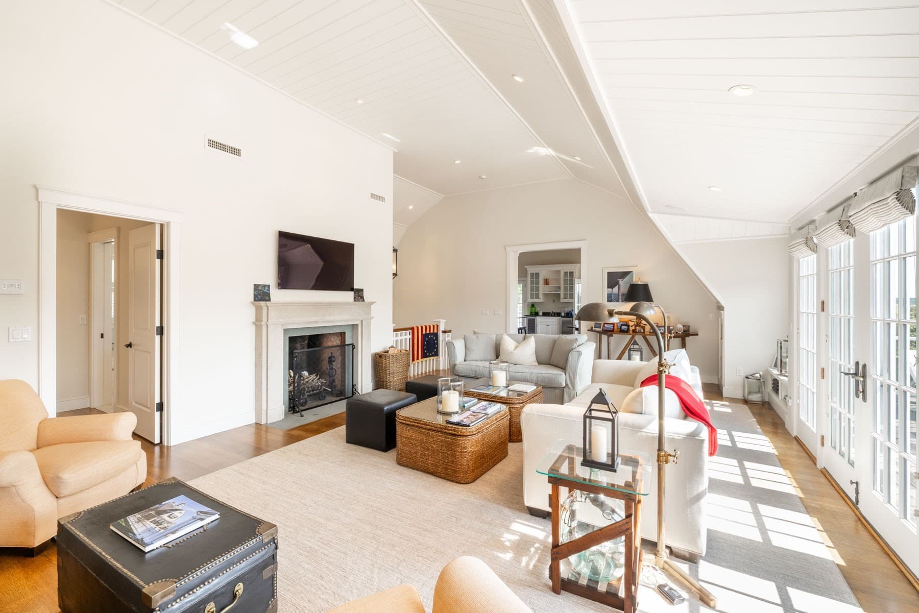 Single Family Residence at 24 Katama Bay View Road, Edgartown MA 02539, Edgartown, photo 6 of 26