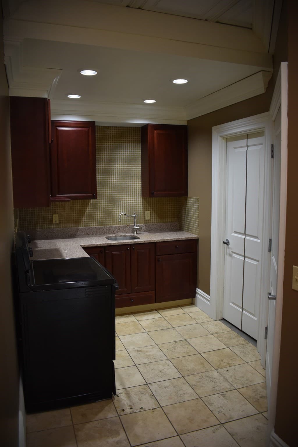 Commercial Sale at 270 Pleasant Street, Northampton MA 01060, photo 13 of 29