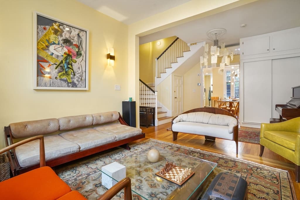 Single Family Residence at 54 Brimmer St, Boston MA 02108, photo 4 of 27