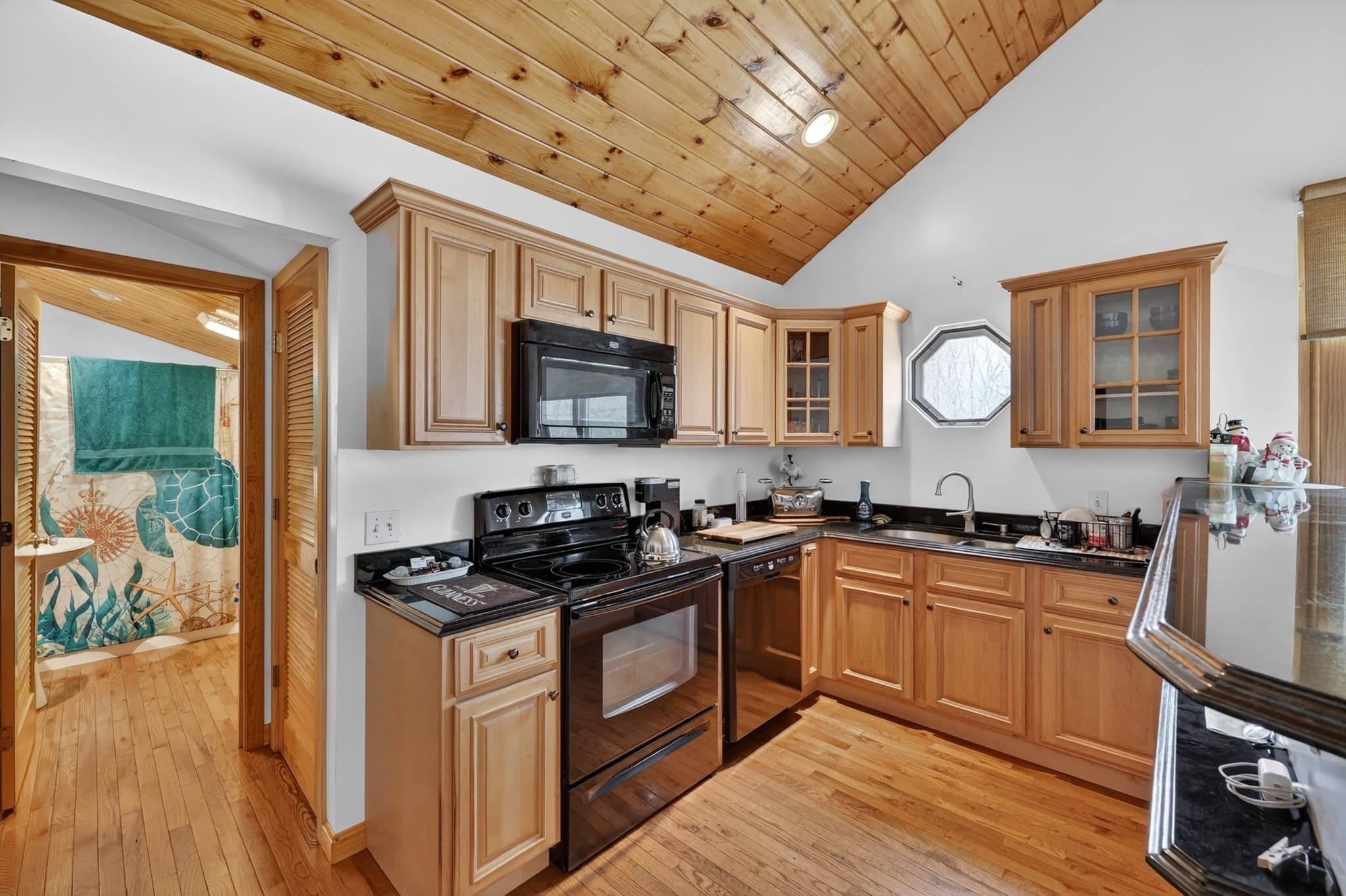 Commercial Sale at 23 Bryant St, Berkley MA 02779, photo 20 of 42