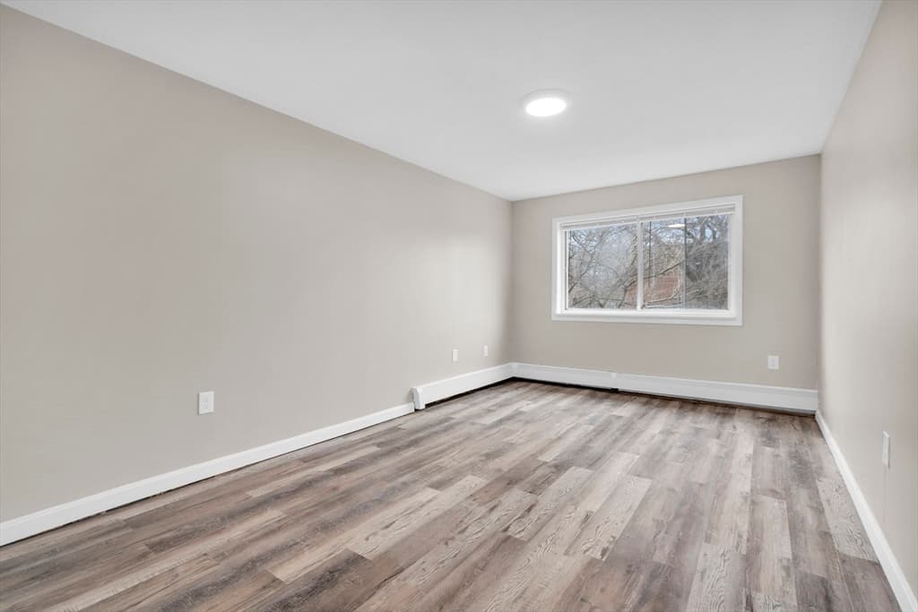Condominium at 150 Second Street # 205, Framingham MA 01702, Framingham, photo 7 of 8