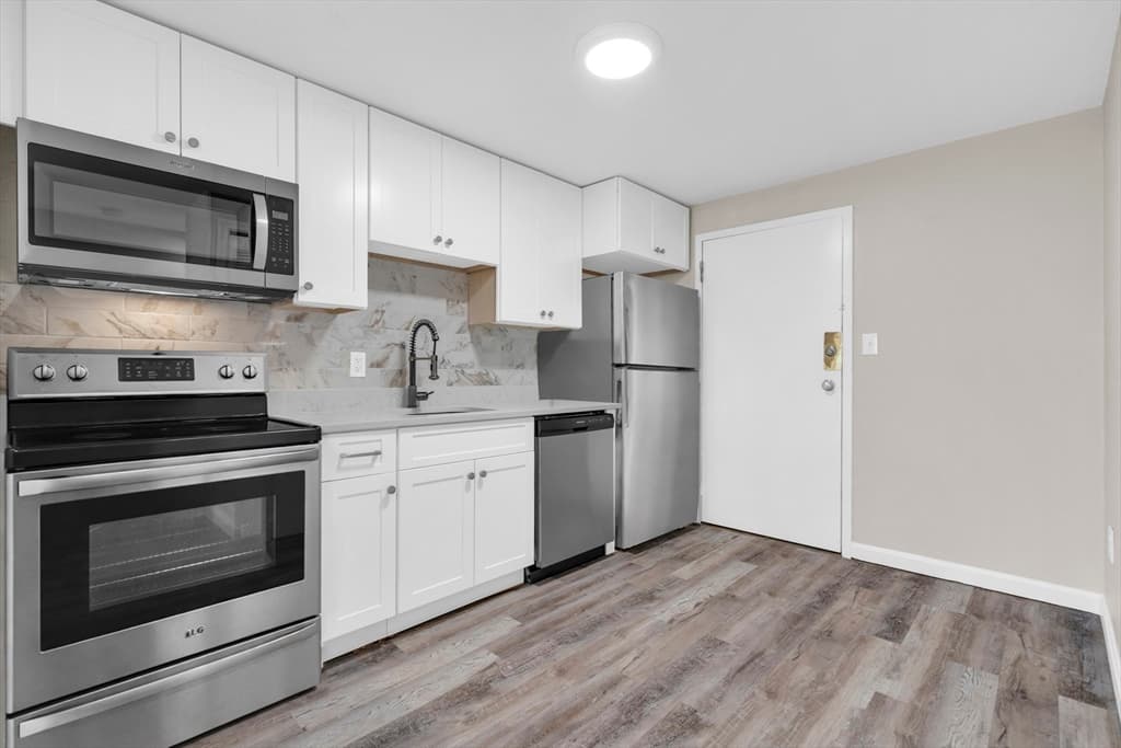 Condominium at 150 Second Street # 205, Framingham MA 01702, Framingham, photo 5 of 8