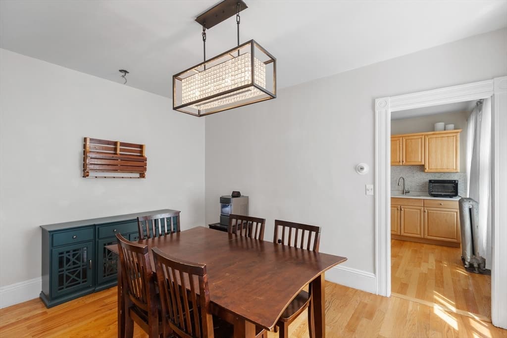 Condominium at 146 North St # 4, Salem MA 01970, photo 5 of 23