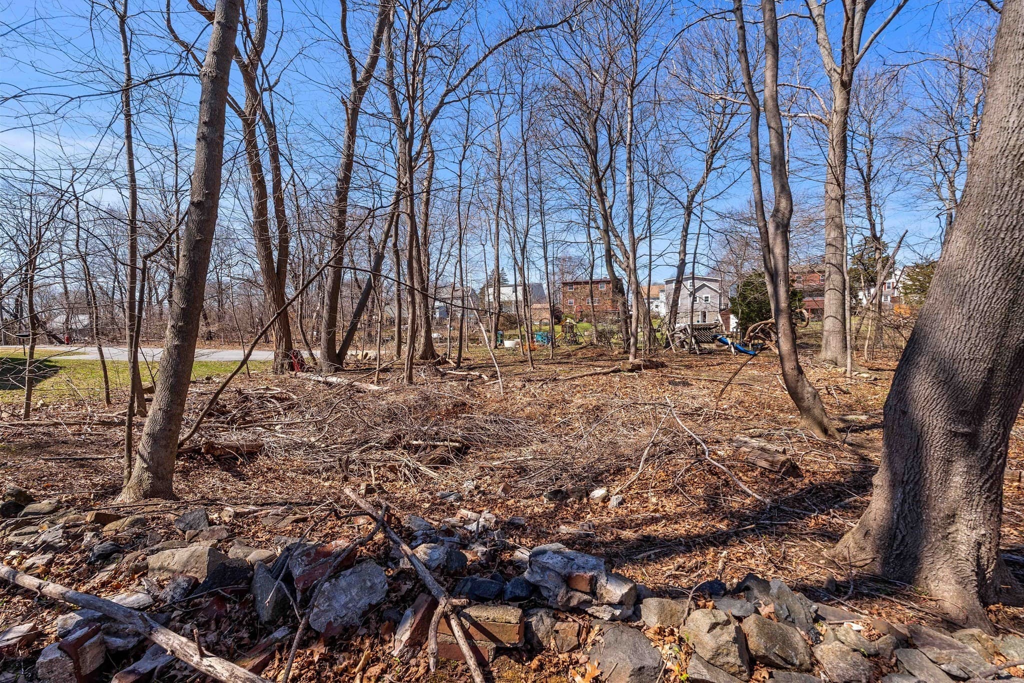 Residential at 114 Livingstone Ave, Beverly MA 01915, Beverly, photo 10 of 23