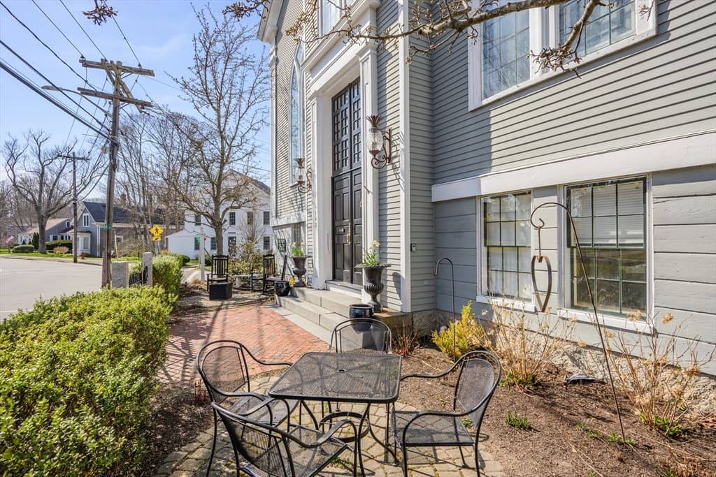 143 Main St, Sandwich MA 02563 photo 6