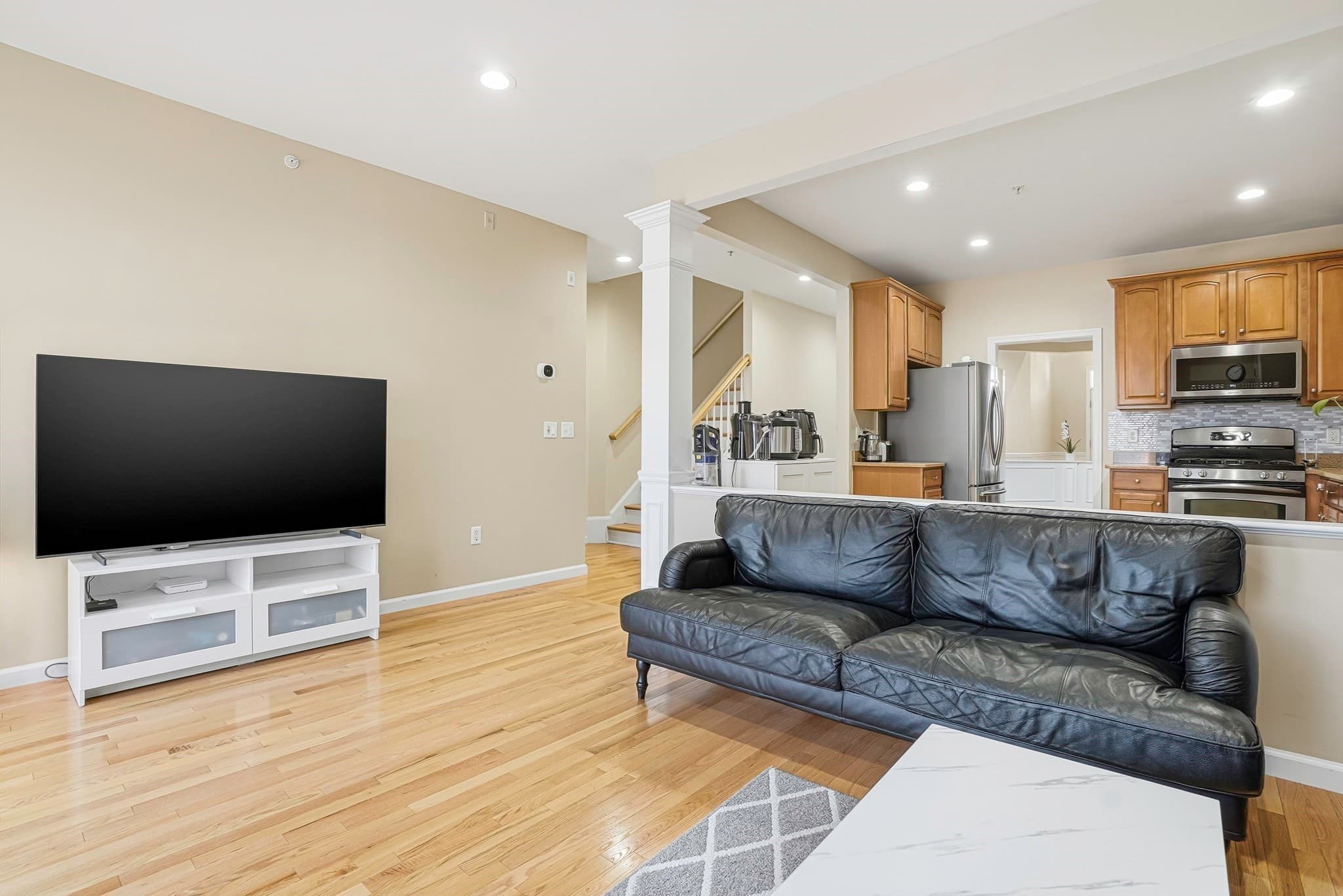Condominium at 91 Buttercup Ln # 91, Grafton MA 01560, photo 8 of 42