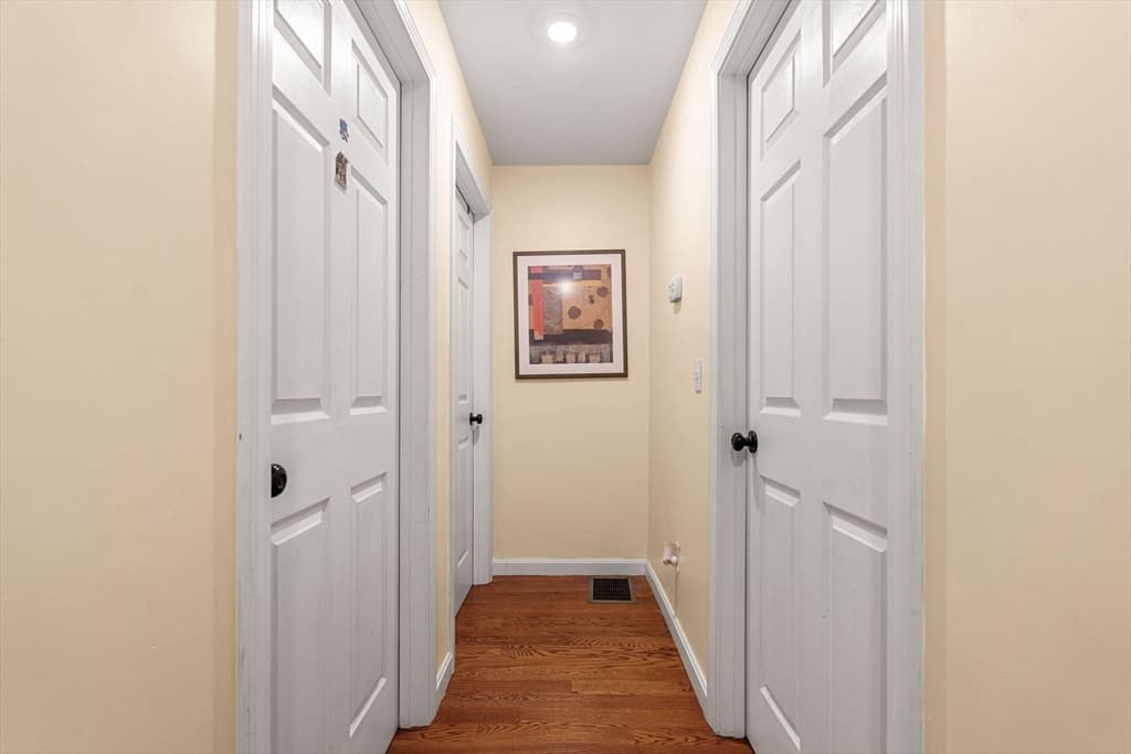 883 Grinnell St, Fall River MA 02721 photo 10