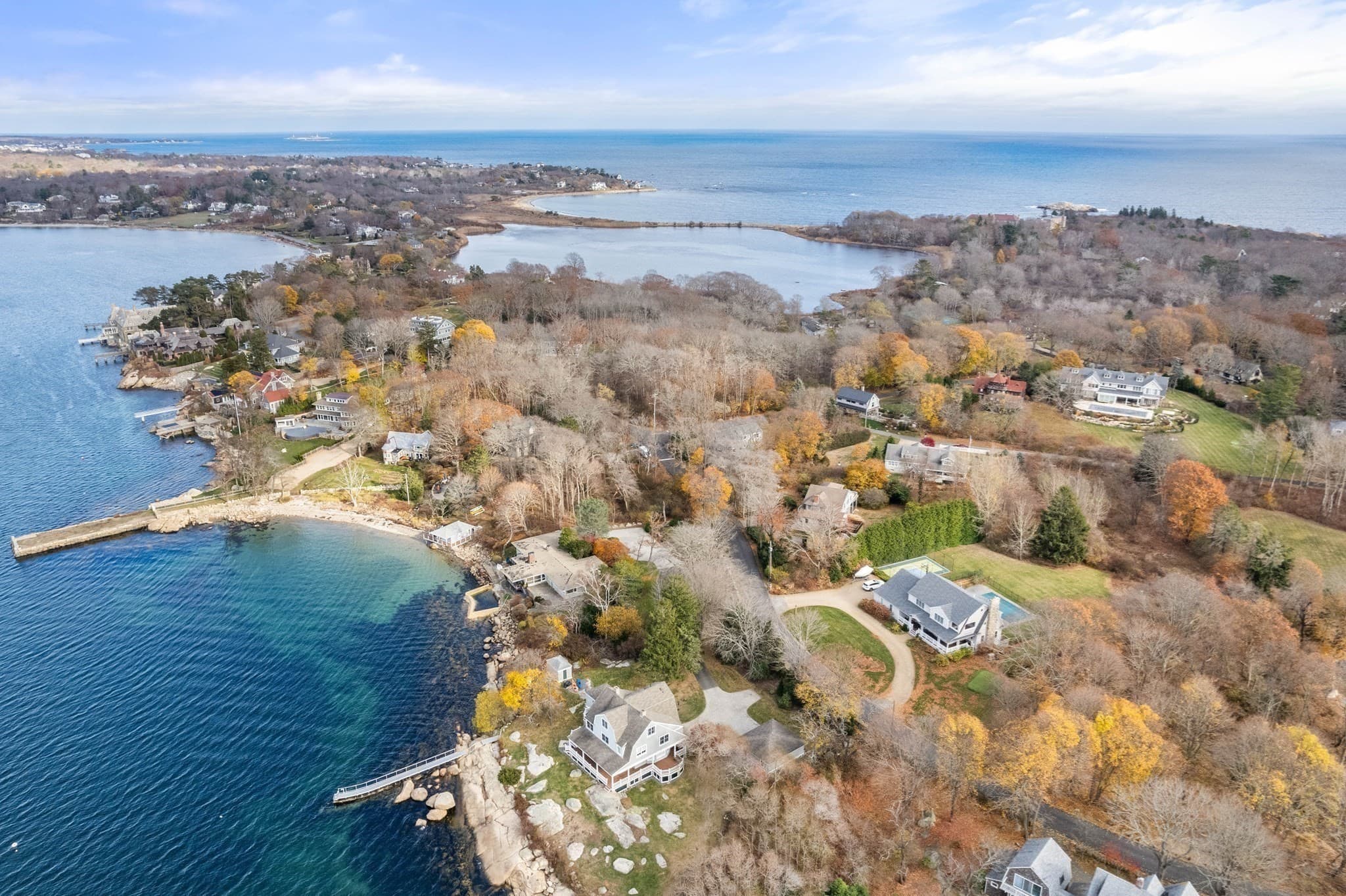 Residential at 5 Elm Avenue, Gloucester MA 01930, Gloucester, photo 9 of 11