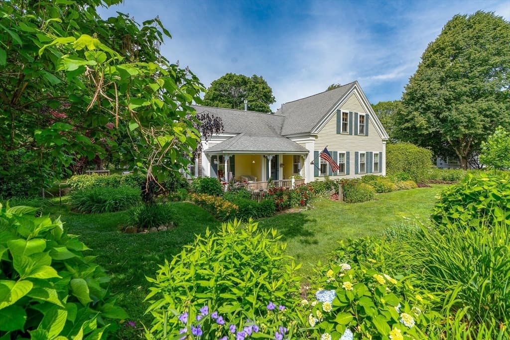 955 Main Street, Barnstable MA 02655 photo 2