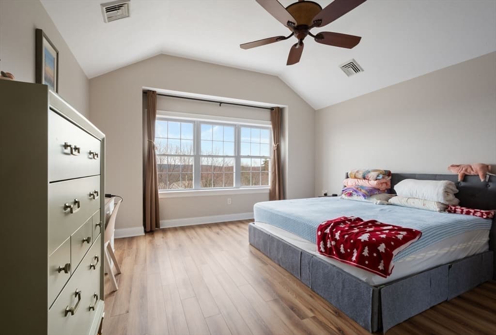 806 Ledgewood Way # 806, Clinton MA 01510 photo 18