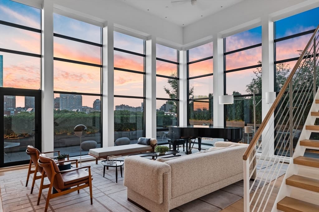 Condominium at 1200 Washington PH, Boston MA 02118, photo 2 of 39