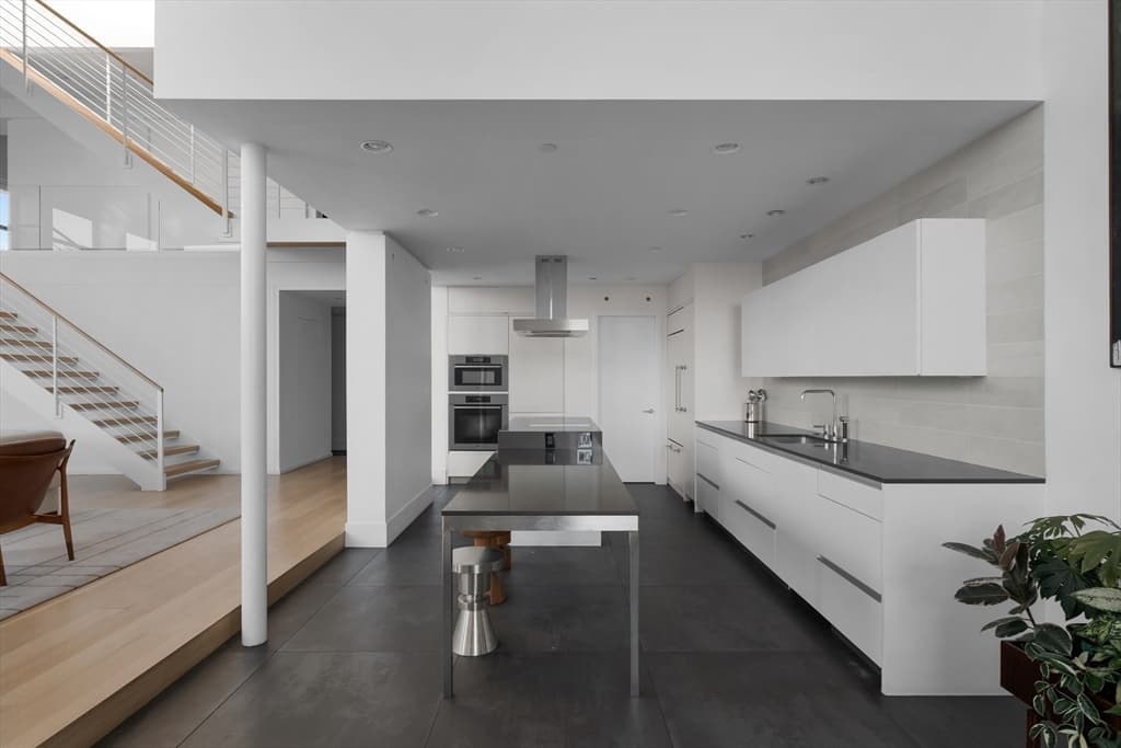 Condominium at 1200 Washington PH, Boston MA 02118, photo 15 of 39