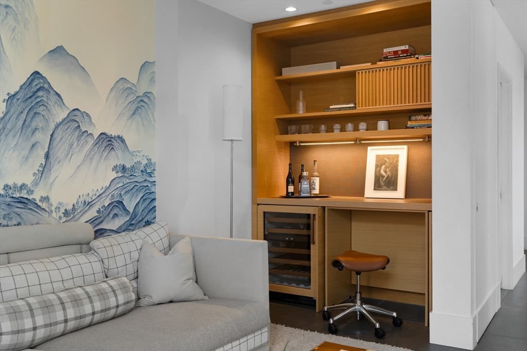 Condominium at 1200 Washington PH, Boston MA 02118, photo 21 of 39