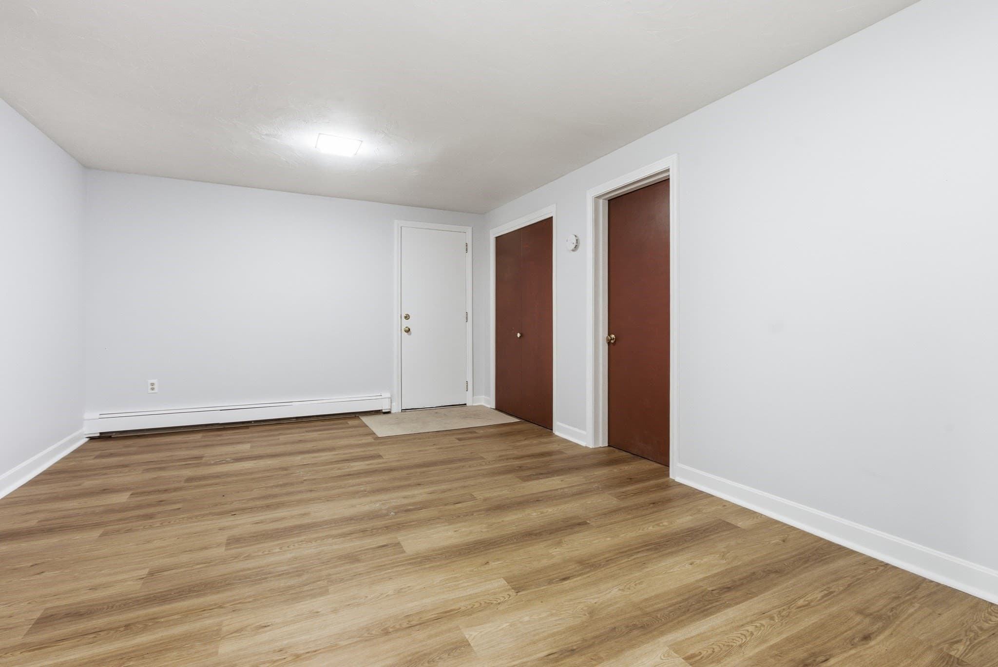Single Family Residence at 28 Lancelot Ct, Norwood MA 02062, Norwood, photo 28 of 40