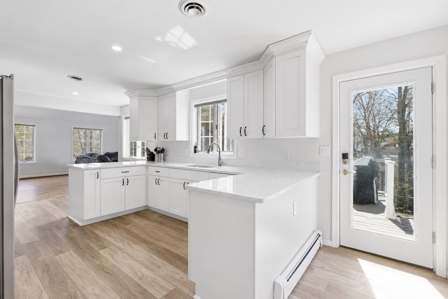Single Family Residence at 28 Lancelot Ct, Norwood MA 02062, Norwood, photo 15 of 40