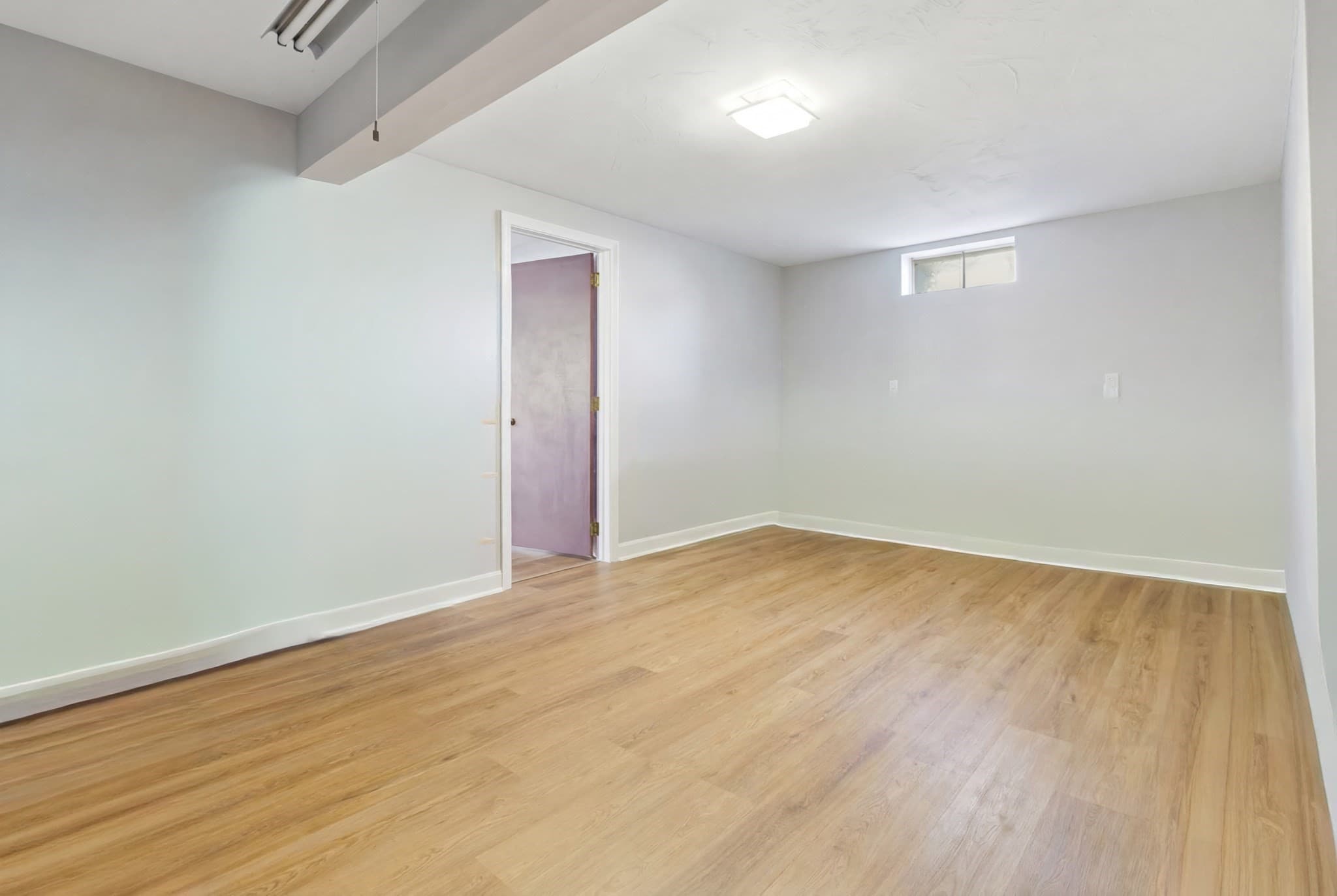 Single Family Residence at 28 Lancelot Ct, Norwood MA 02062, Norwood, photo 31 of 40