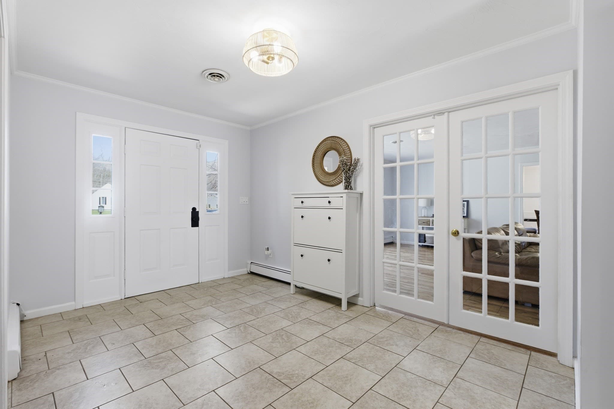 Single Family Residence at 28 Lancelot Ct, Norwood MA 02062, Norwood, photo 4 of 40