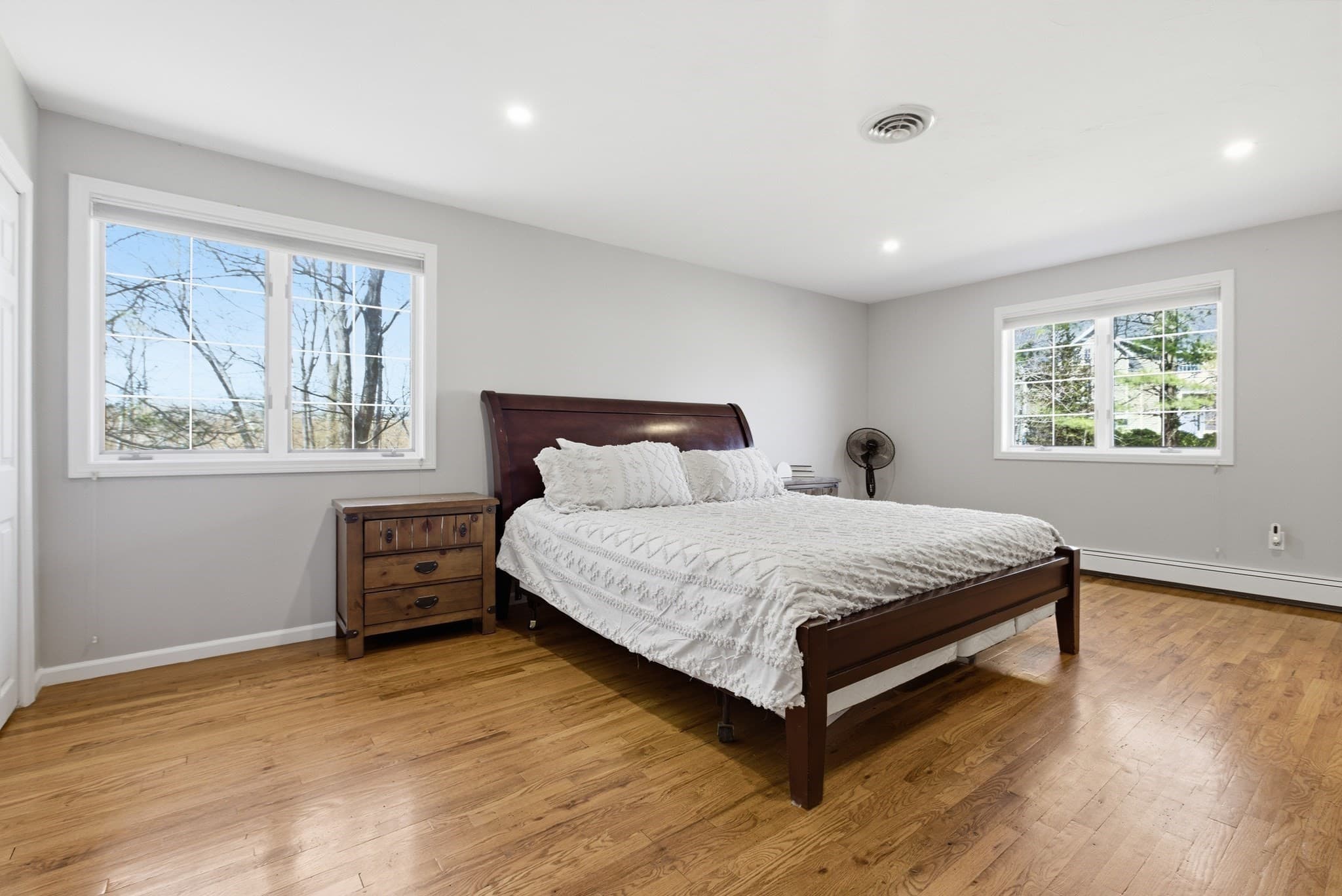 Single Family Residence at 28 Lancelot Ct, Norwood MA 02062, Norwood, photo 21 of 40