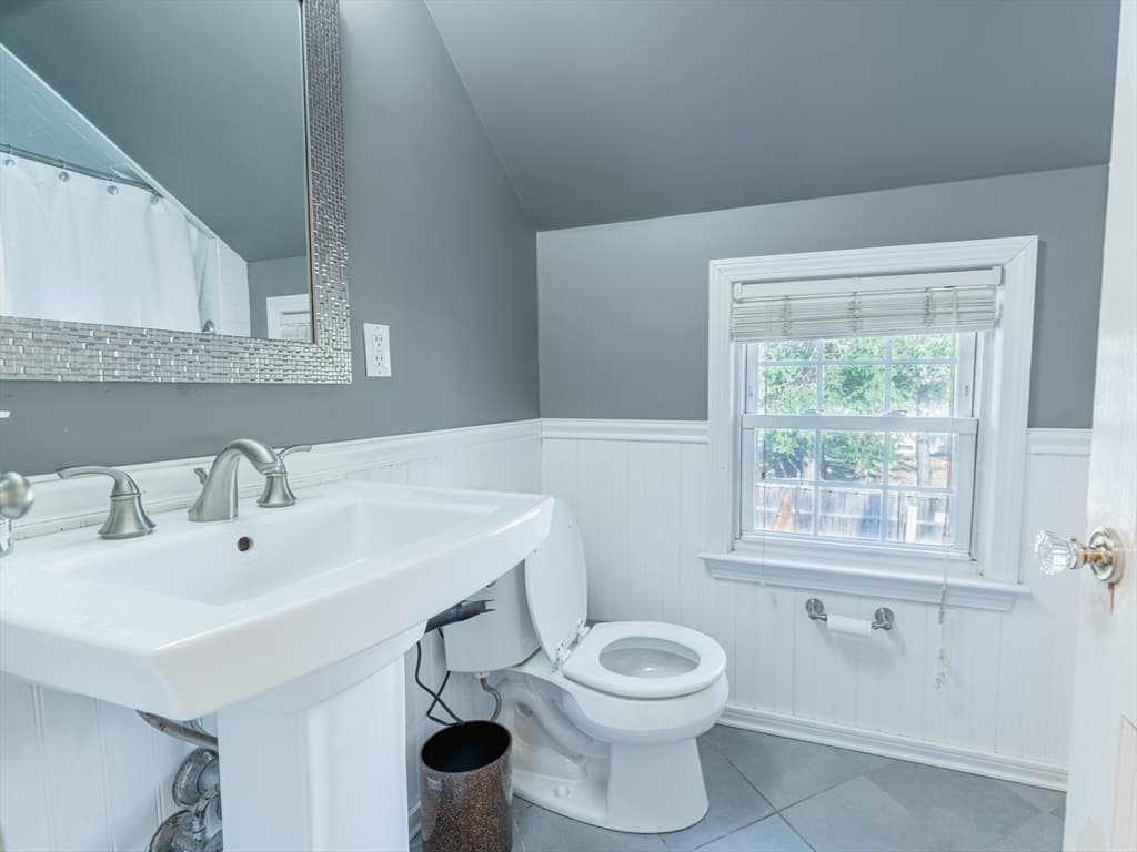 Single Family Residence at 87 Bridle Path Rd, Springfield MA 01118, Springfield, photo 26 of 35