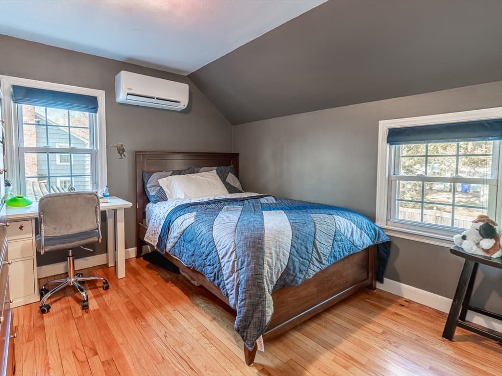 Single Family Residence at 87 Bridle Path Rd, Springfield MA 01118, Springfield, photo 19 of 35