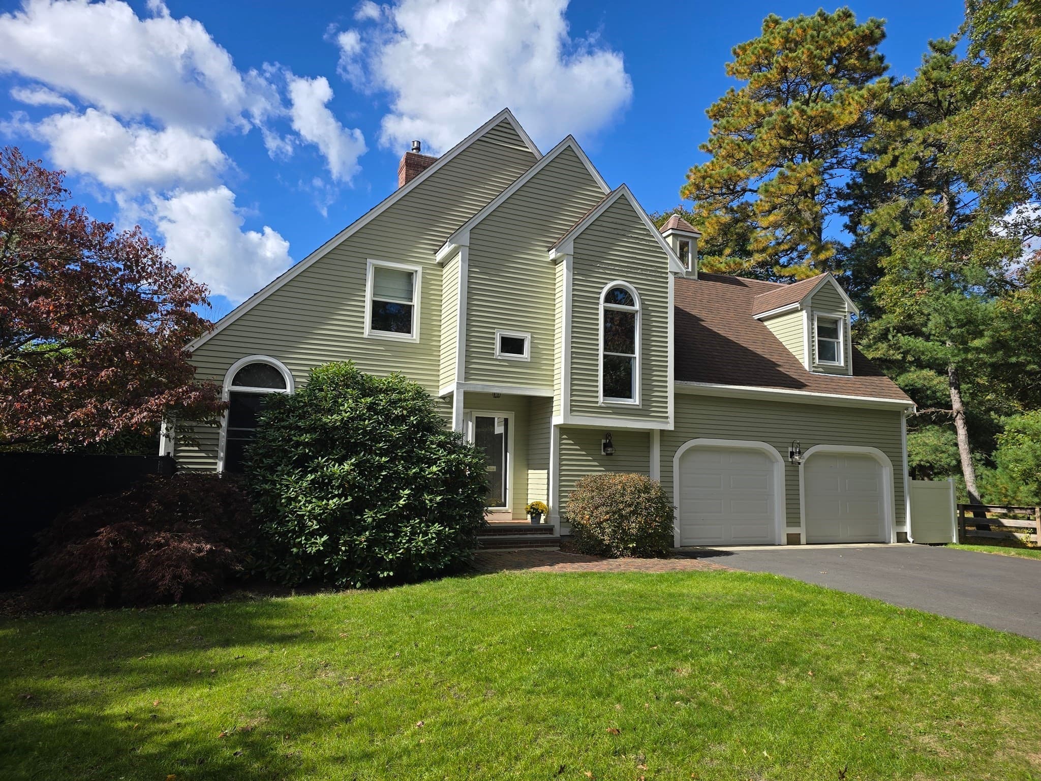 Single Family Residence at 55 Bullivant Farm Rd, Marion MA 02738, Marion, photo 2 of 42