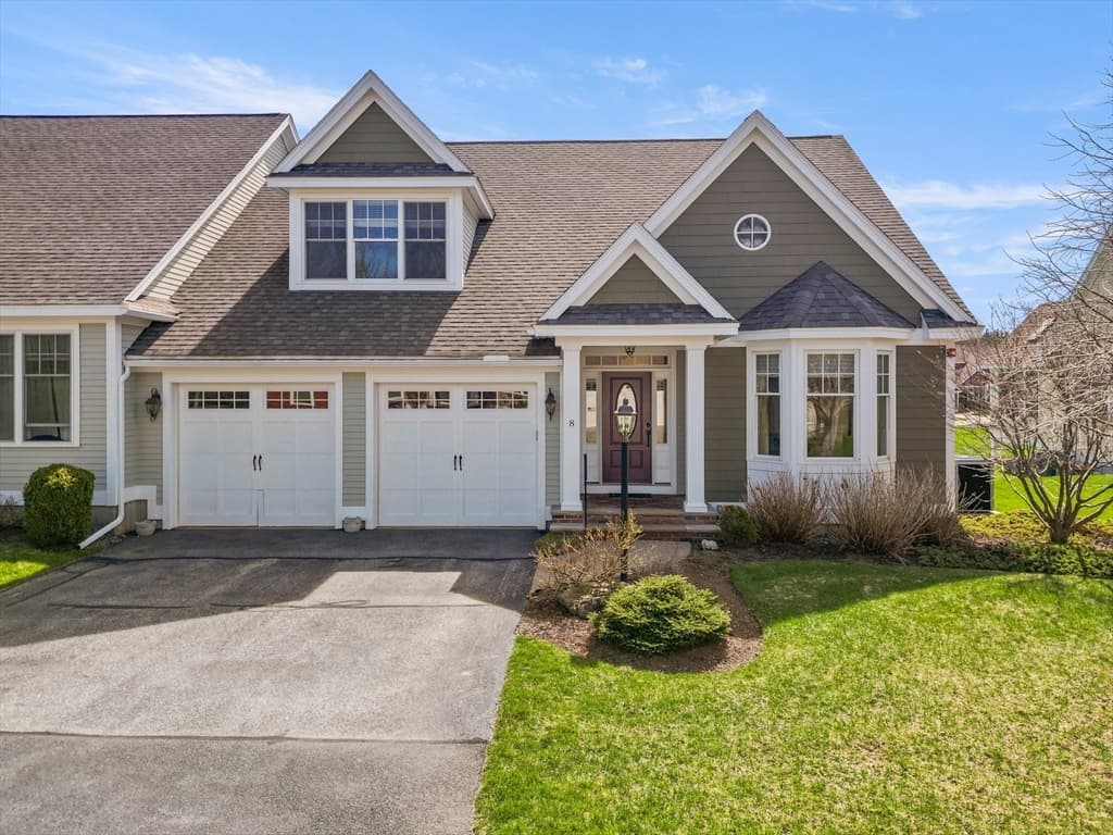 8 Ridgeway Cir # 8, West Newbury MA 01985