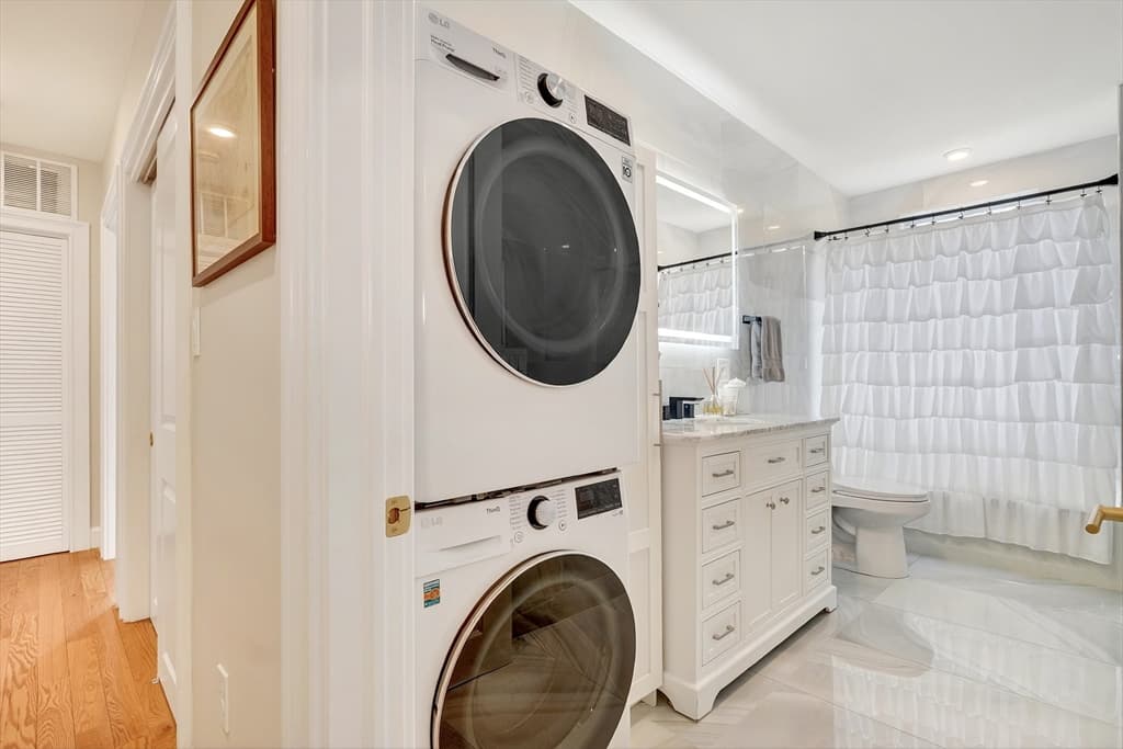 Condominium at 35 Somerset Ave. # 3, Winthrop MA 02152, Winthrop, photo 14 of 29