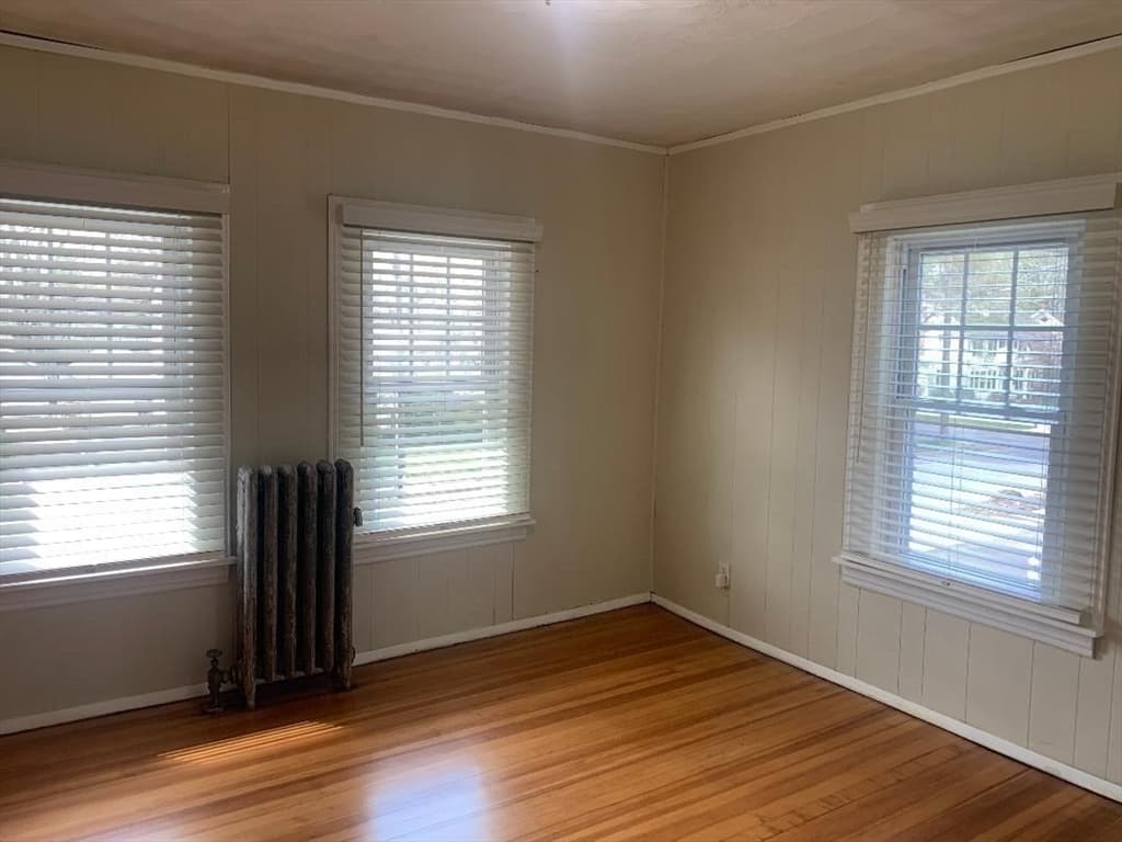 Single Family Residence at 147 Belvidere St, Springfield MA 01108, Springfield, photo 20 of 27