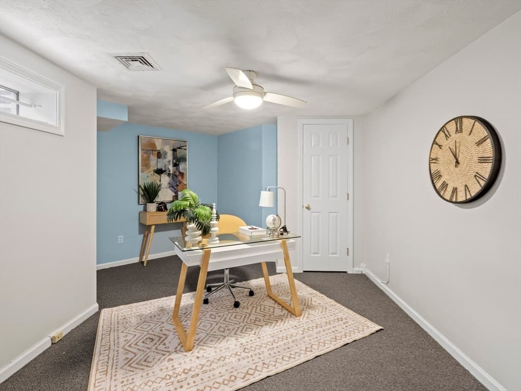 Condominium at 31 Forest Lane # 31, Hopkinton MA 01748, photo 23 of 31