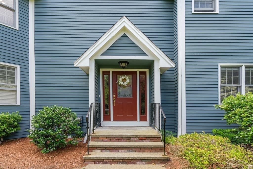 Condominium at 31 Forest Lane # 31, Hopkinton MA 01748, photo 26 of 31