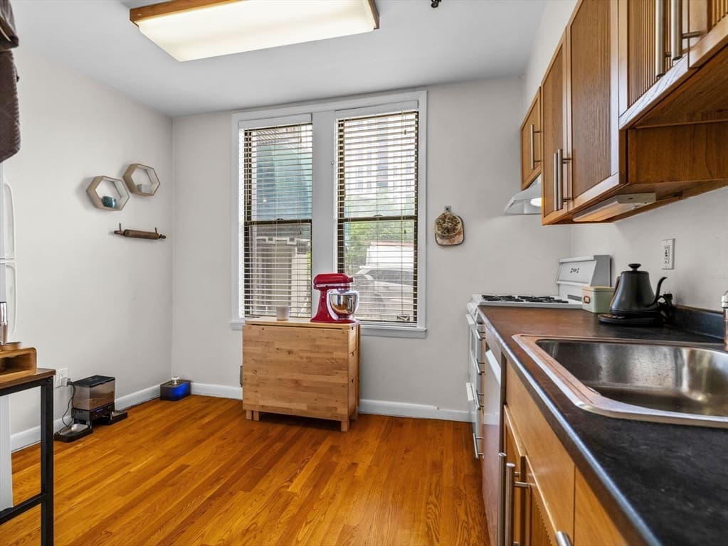 Condominium at 1486 Commonwealth Ave # 4, Boston MA 02135, photo 6 of 17